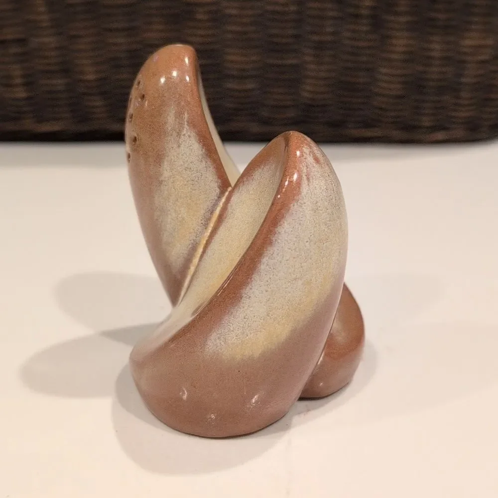 Frankoma Pottery Desert Gold Lazy Bones Vintage Salt and Pepper Shaker Set